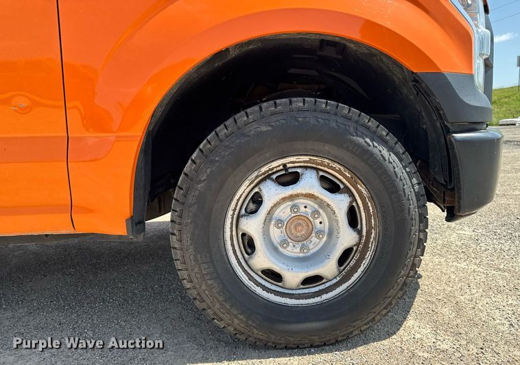 image for item EM2074 2016 Ford F150 XL SuperCab pickup truck