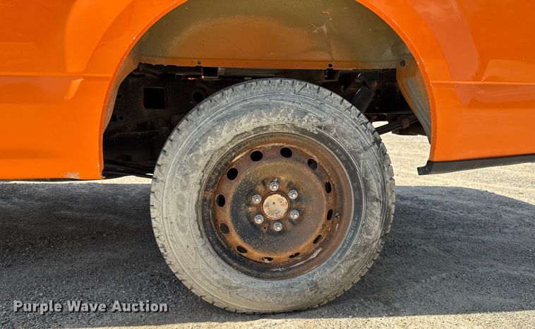 image for item EM2074 2016 Ford F150 XL SuperCab pickup truck