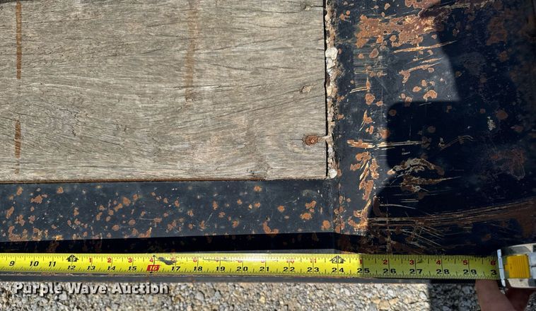 image for item EM2076 2013 Dynaweld LB52-24DPS lowboy equipment trailer