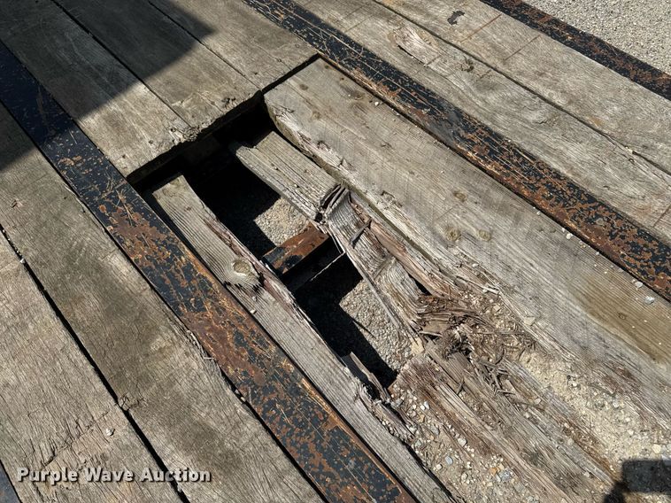 image for item EM2076 2013 Dynaweld LB52-24DPS lowboy equipment trailer