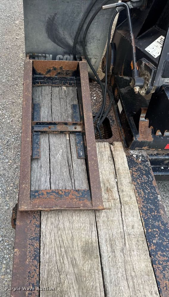 image for item EM2076 2013 Dynaweld LB52-24DPS lowboy equipment trailer