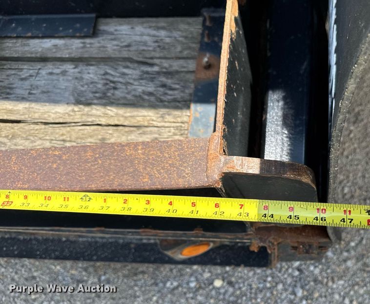 image for item EM2076 2013 Dynaweld LB52-24DPS lowboy equipment trailer