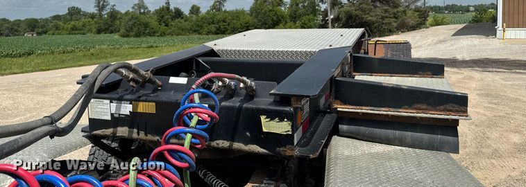 image for item EM2076 2013 Dynaweld LB52-24DPS lowboy equipment trailer