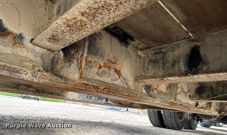 image for item EM2076 2013 Dynaweld LB52-24DPS lowboy equipment trailer