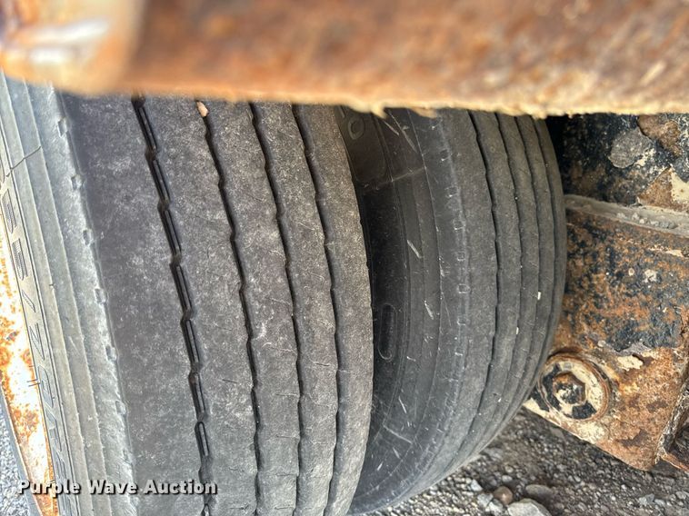 image for item EM2076 2013 Dynaweld LB52-24DPS lowboy equipment trailer