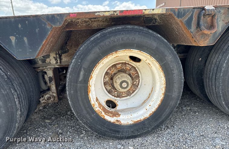 image for item EM2076 2013 Dynaweld LB52-24DPS lowboy equipment trailer