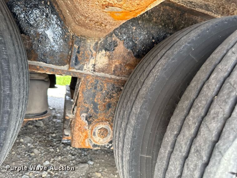 image for item EM2076 2013 Dynaweld LB52-24DPS lowboy equipment trailer