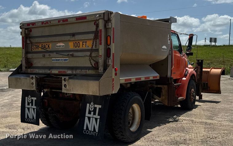 image for item EM2077 2004 Sterling Truck L7500 Series dump truck