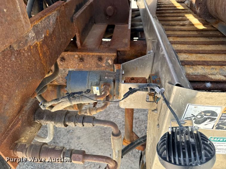 image for item EM2077 2004 Sterling Truck L7500 Series dump truck