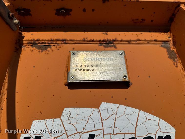 image for item EM2077 2004 Sterling Truck L7500 Series dump truck