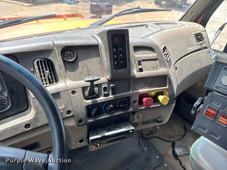image for item EM2077 2004 Sterling Truck L7500 Series dump truck