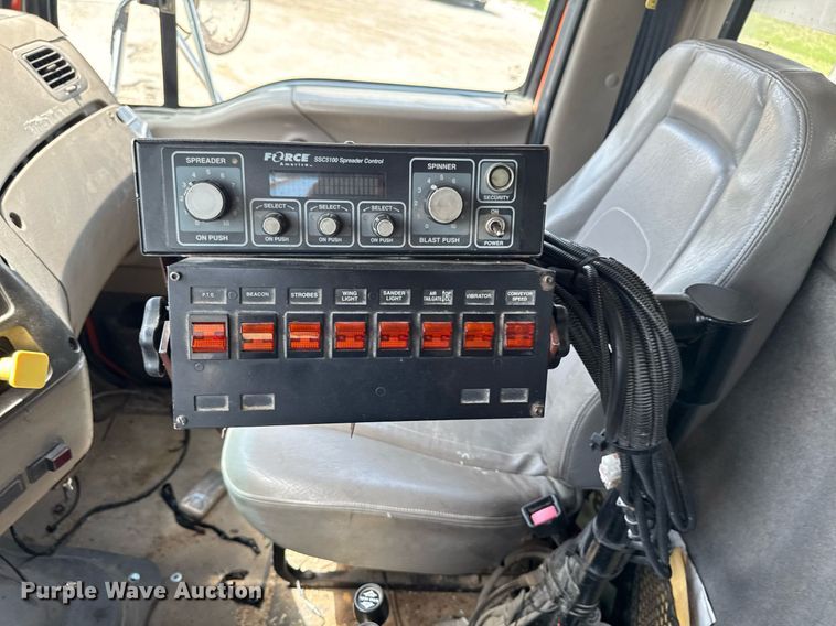 image for item EM2077 2004 Sterling Truck L7500 Series dump truck