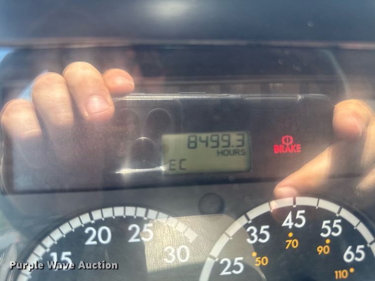 image for item EM2077 2004 Sterling Truck L7500 Series dump truck