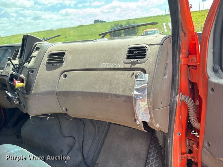 image for item EM2077 2004 Sterling Truck L7500 Series dump truck