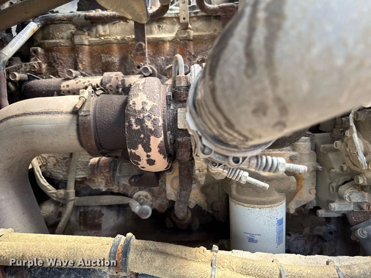 image for item EM2077 2004 Sterling Truck L7500 Series dump truck