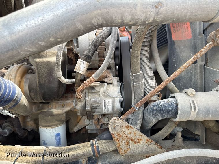 image for item EM2077 2004 Sterling Truck L7500 Series dump truck