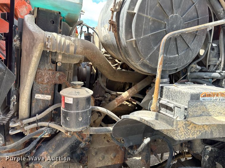 image for item EM2077 2004 Sterling Truck L7500 Series dump truck