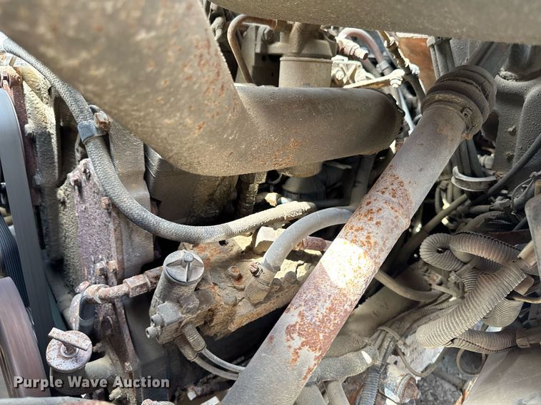 image for item EM2077 2004 Sterling Truck L7500 Series dump truck