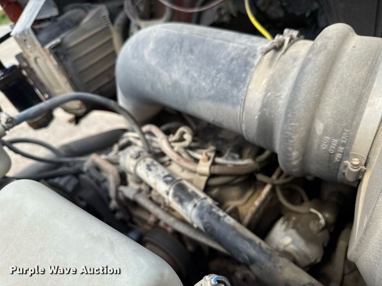 image for item EM2077 2004 Sterling Truck L7500 Series dump truck