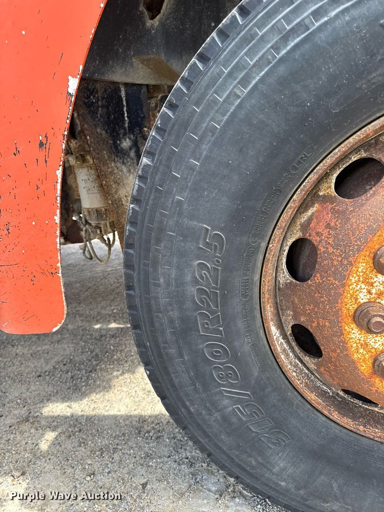 image for item EM2077 2004 Sterling Truck L7500 Series dump truck