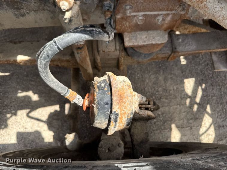 image for item EM2077 2004 Sterling Truck L7500 Series dump truck