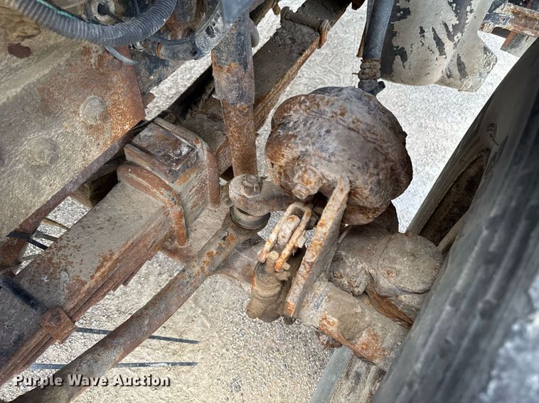 image for item EM2077 2004 Sterling Truck L7500 Series dump truck