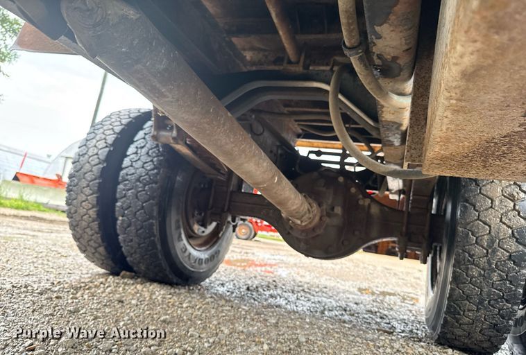 image for item EM2079 1998 Ford F700 dump truck