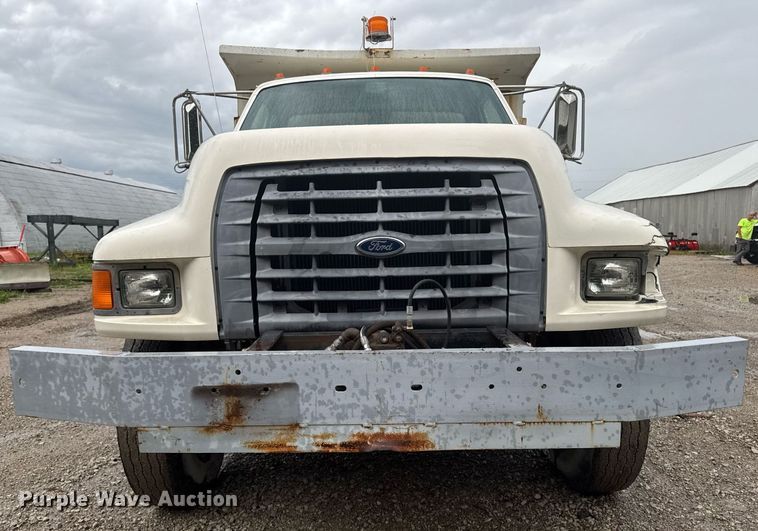 image for item EM2079 1998 Ford F700 dump truck