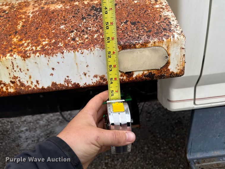 image for item EM2079 1998 Ford F700 dump truck