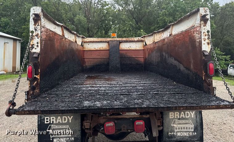 image for item EM2079 1998 Ford F700 dump truck