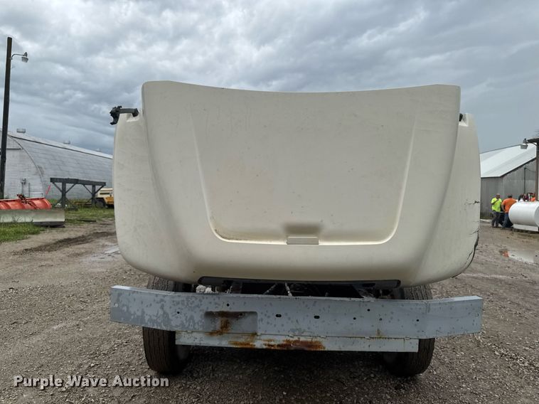 image for item EM2079 1998 Ford F700 dump truck