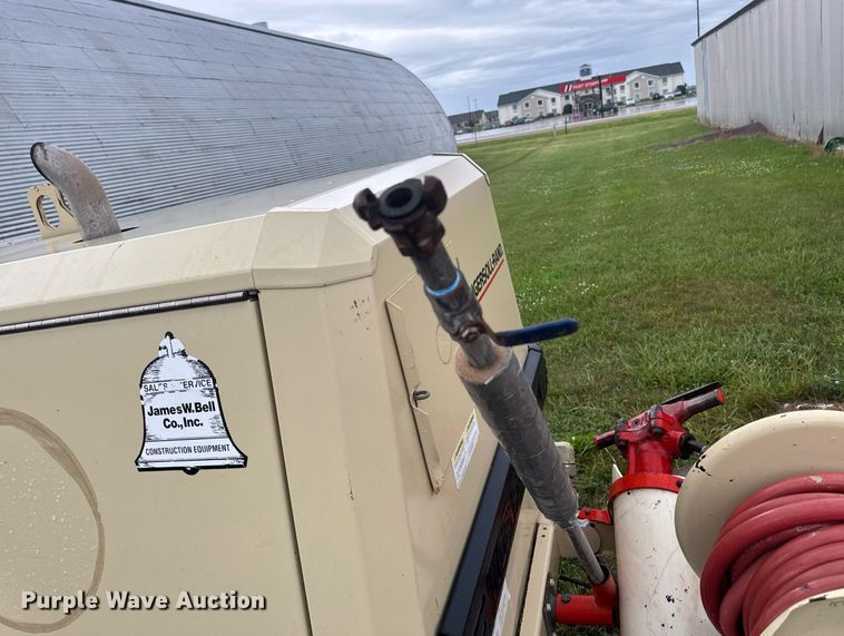 image for item EM2081 Ingersoll Rand P185WJD air compressor