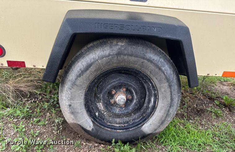 image for item EM2081 Ingersoll Rand P185WJD air compressor