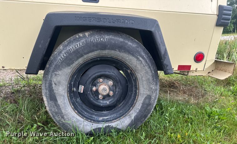 image for item EM2081 Ingersoll Rand P185WJD air compressor