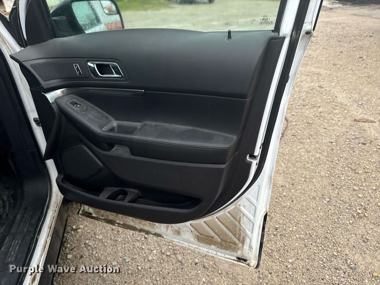 image for item EM2083 2015 Ford Explorer Police Interceptor SUV