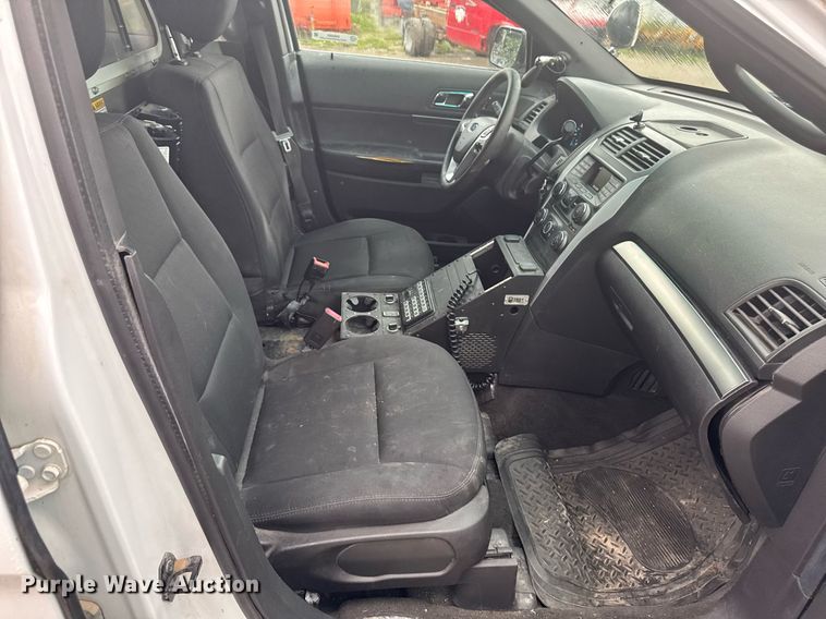 image for item EM2083 2015 Ford Explorer Police Interceptor SUV