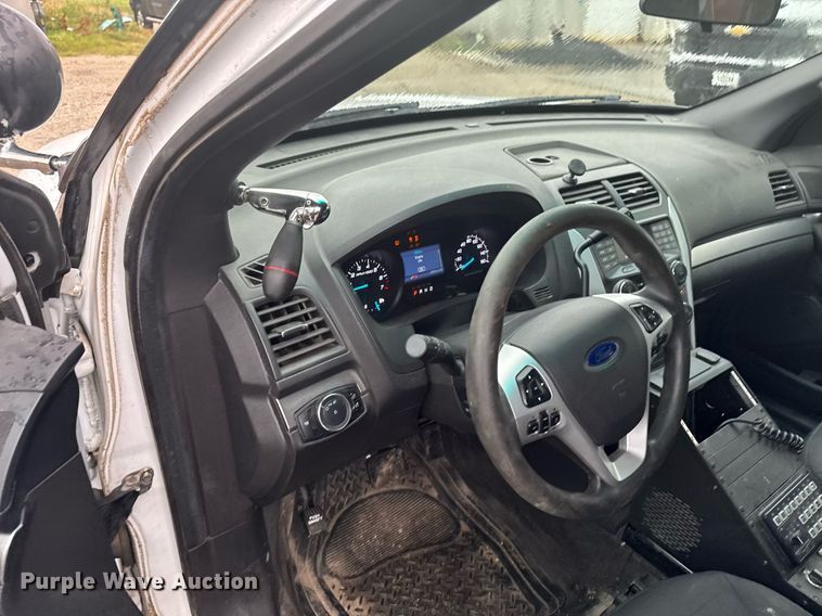 image for item EM2083 2015 Ford Explorer Police Interceptor SUV