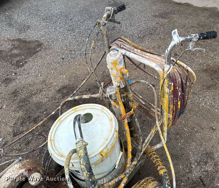 image for item EM2087 Speeflo 424-350 paint striper