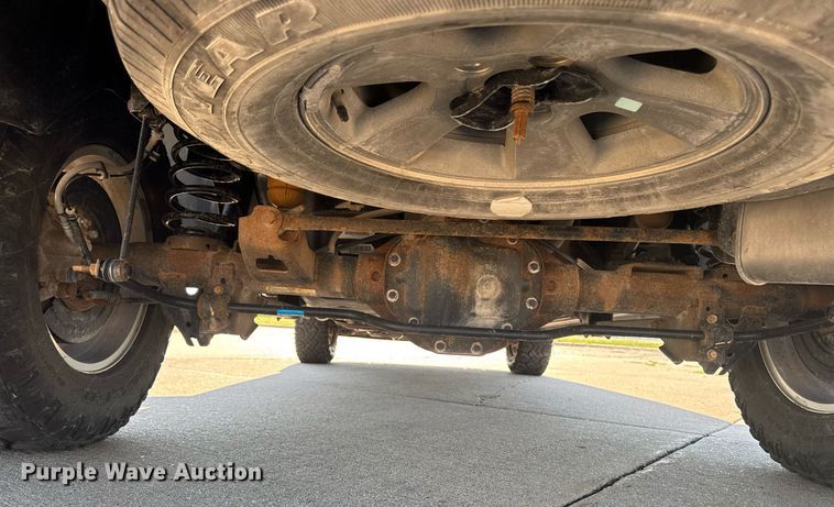 image for item EM2093 2019 Dodge Ram 1500 Crew Cab pickup truck