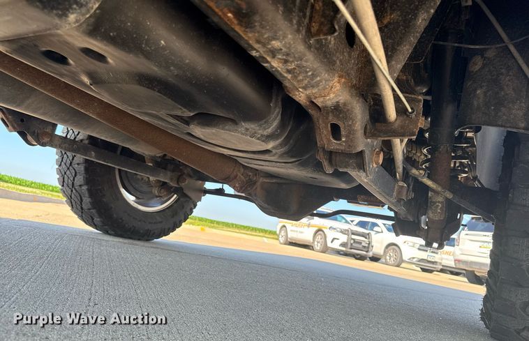 image for item EM2093 2019 Dodge Ram 1500 Crew Cab pickup truck