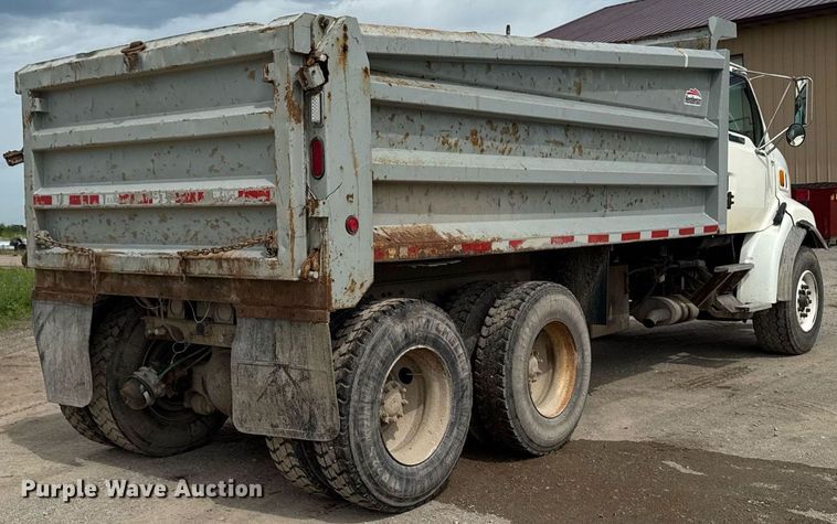 image for item EM2096 1997 Ford LT9513 dump truck