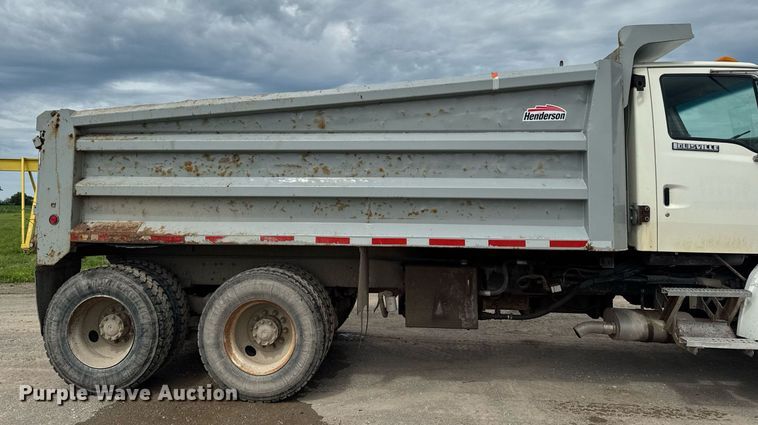image for item EM2096 1997 Ford LT9513 dump truck