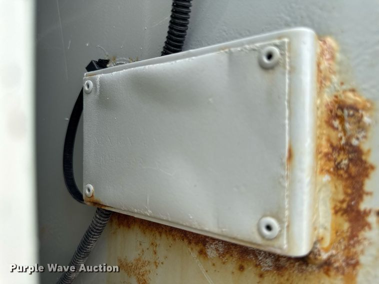 image for item EM2096 1997 Ford LT9513 dump truck