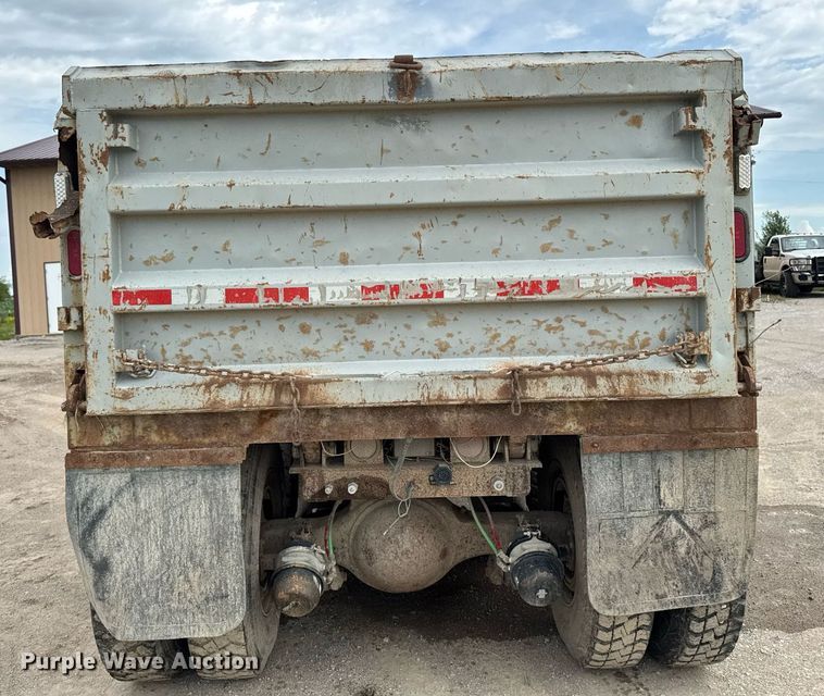 image for item EM2096 1997 Ford LT9513 dump truck