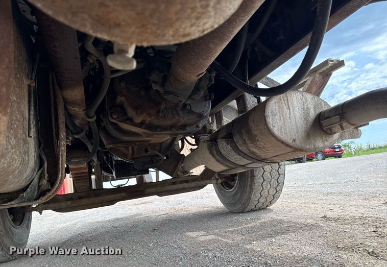 image for item EM2096 1997 Ford LT9513 dump truck