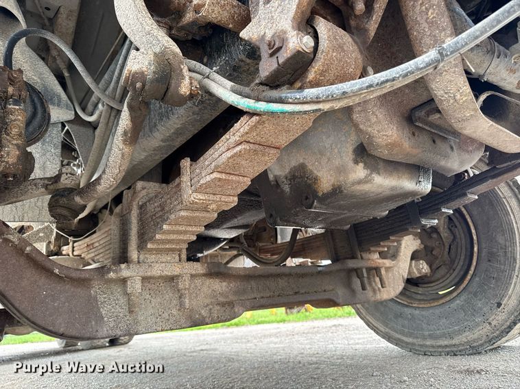 image for item EM2096 1997 Ford LT9513 dump truck