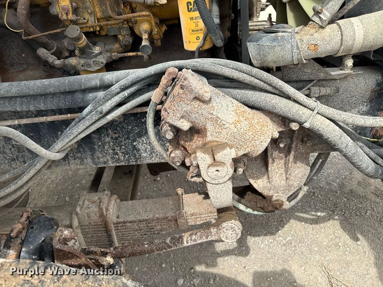 image for item EM2096 1997 Ford LT9513 dump truck