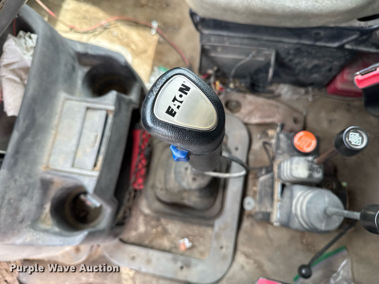 image for item EM2096 1997 Ford LT9513 dump truck