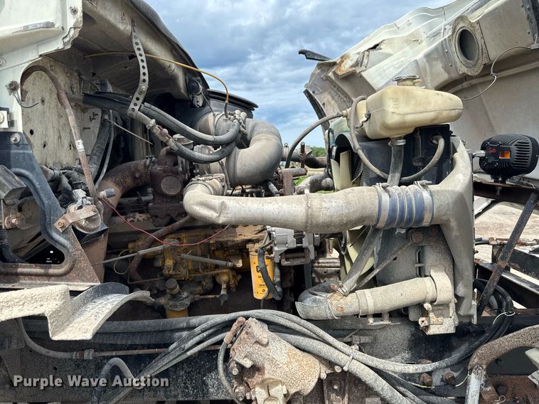 image for item EM2096 1997 Ford LT9513 dump truck