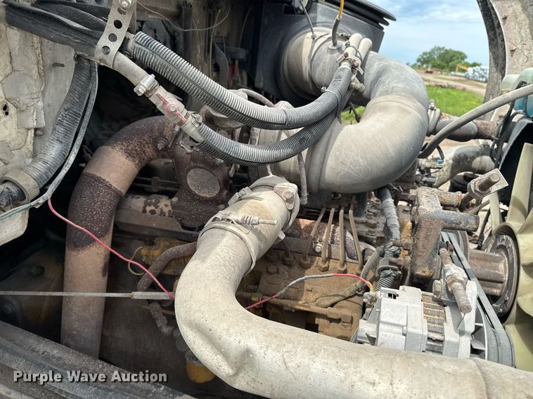 image for item EM2096 1997 Ford LT9513 dump truck